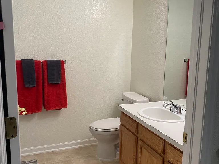 2nd bathroom
