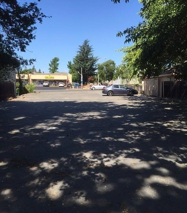1st image of 5920 Fair Oaks Blvd