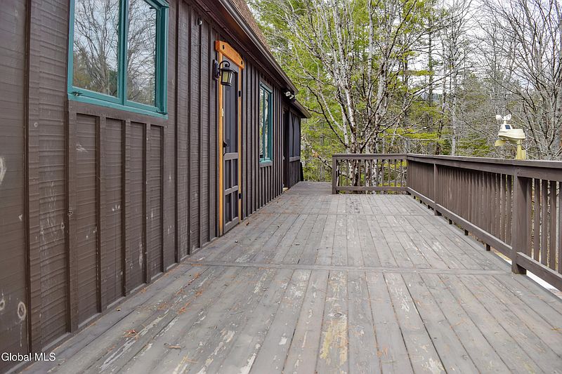 5th image of 65 Donnelly Road