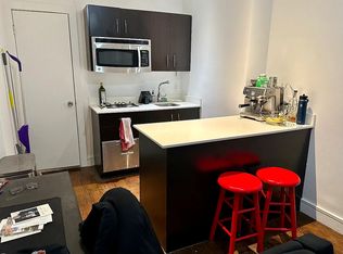 118 E 4th St APT 5, New York, NY 10003