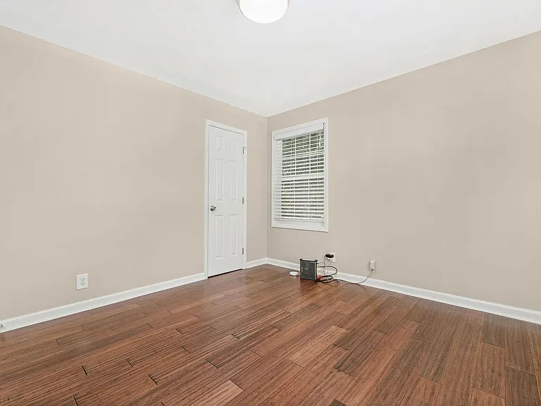 404 Keswick Ave — Photo 28