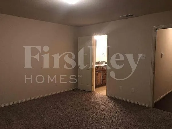 1218 Jewell Ln — Photo 32