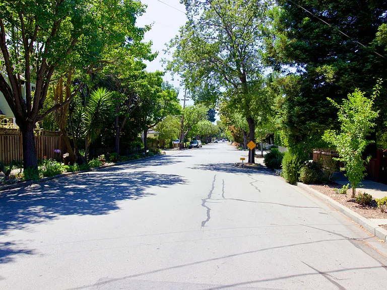 212 Gilbert Ave — Photo 30