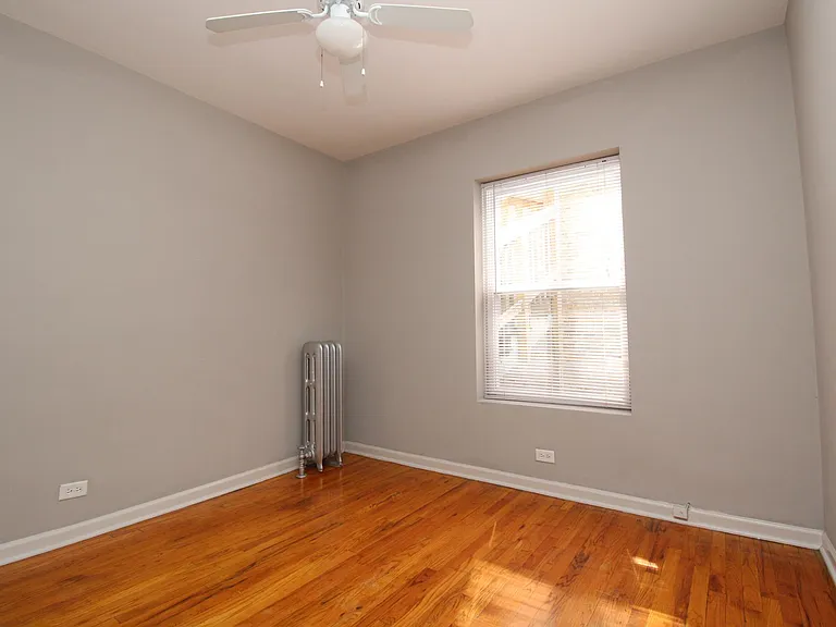 1354.5 W Argyle St #2N — Photo 6