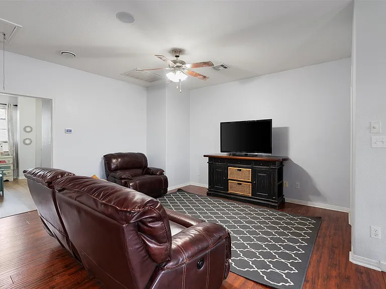 1406 Grande Mesa Dr — Photo 12