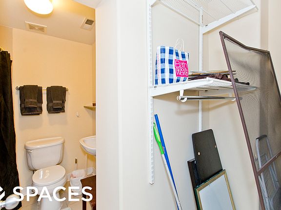 4th image of 3946 N Lowell Ave APT 112