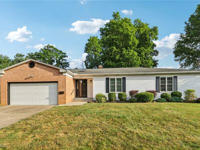 1085 Winhurst Dr, Akron, OH, 44313