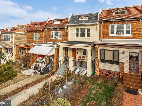 3rd image of 4917 4th St NW