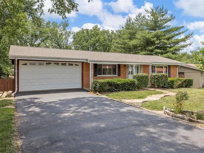 1015 Leisure Ln, Saint Louis, MO, 63146