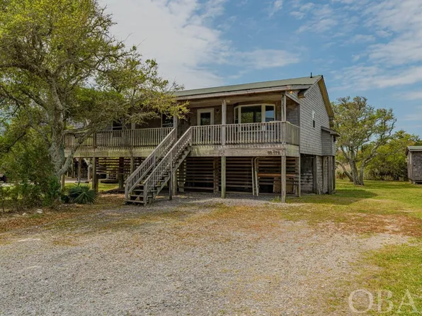 50176 Paradise Dr, Buxton, NC 27936