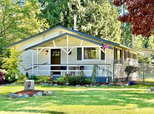 1500 Shuksan Dr, Camano Island, WA
