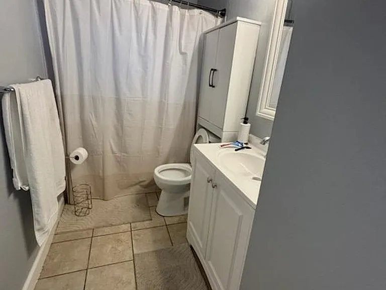 1501 Sterling St #1501 — Photo 8