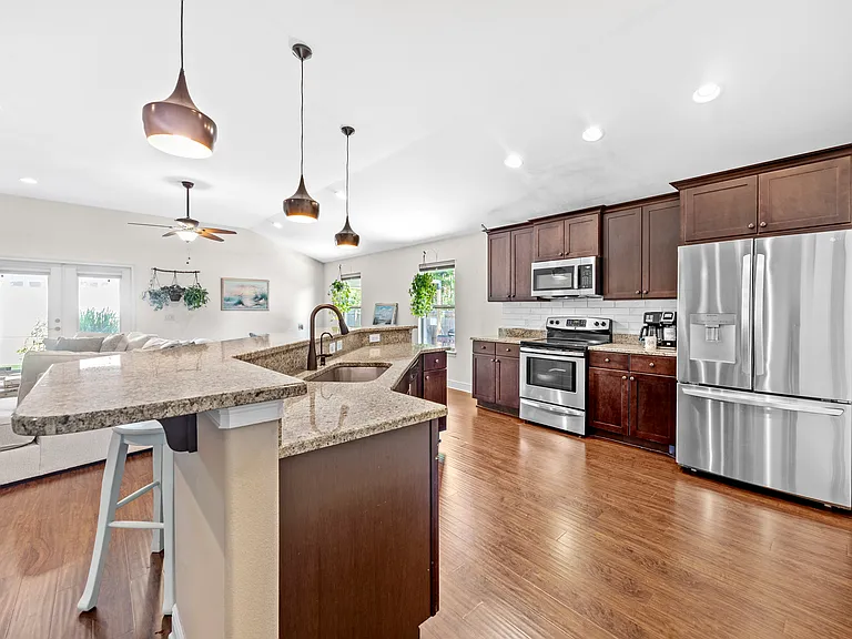 2019 Alhambra St — Photo 30