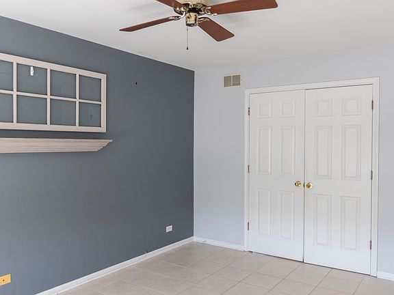 4th image of 343 S Jewel Ct
