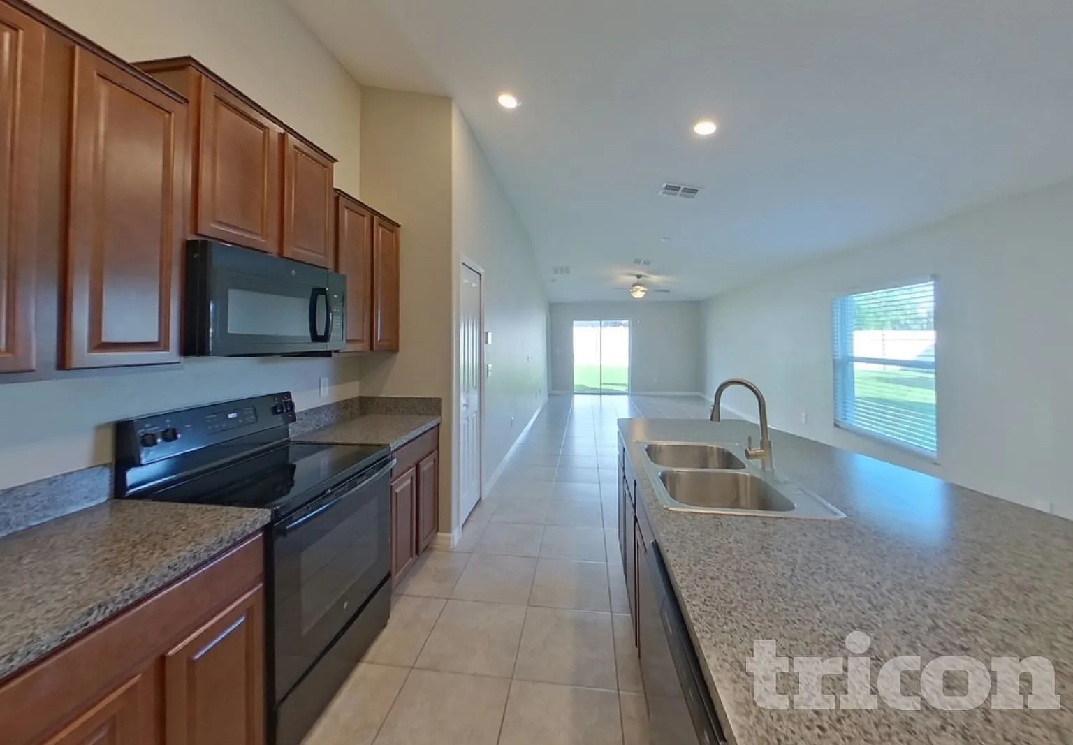 17235 White Mangrove Drive Wimauma FL — Photo 4