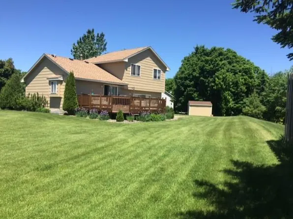 404 Elder Ct NW, Saint Michael, MN 55376
