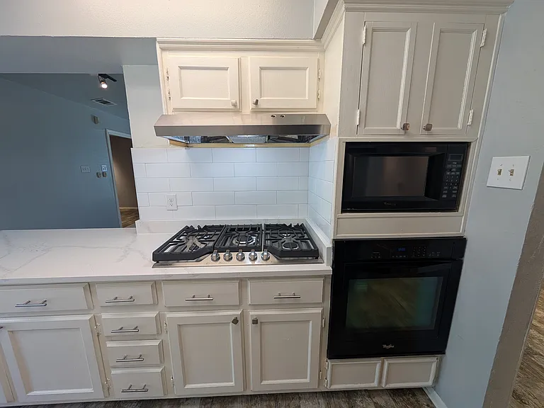 2703 Running Brook Ln — Photo 5