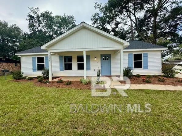 22754 Circle Dr, Robertsdale, AL 36567