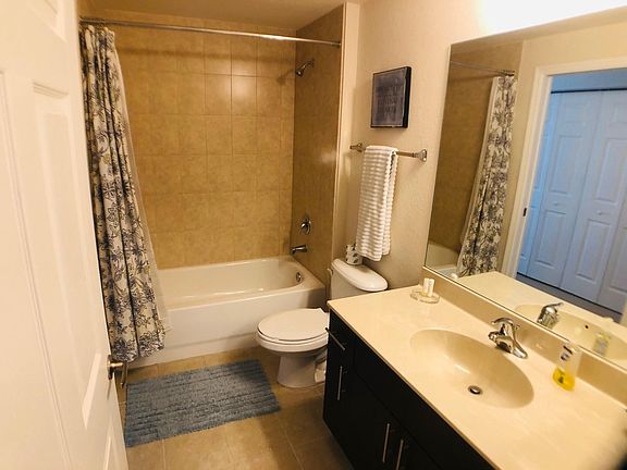 3rd image of 13190 Bella Casa Cir APT 249