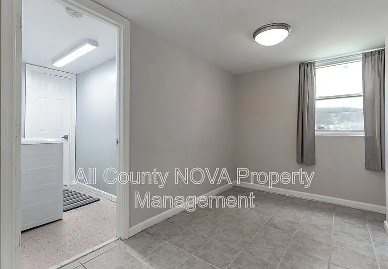 4141 21st Rd N #B — Photo 12