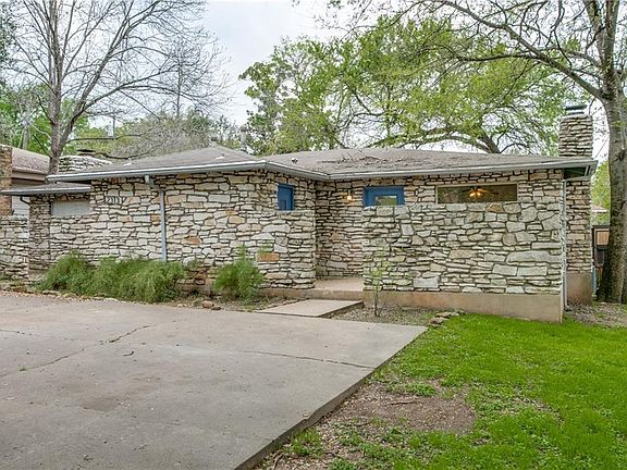 4th image of 2313 La Casa Dr #B