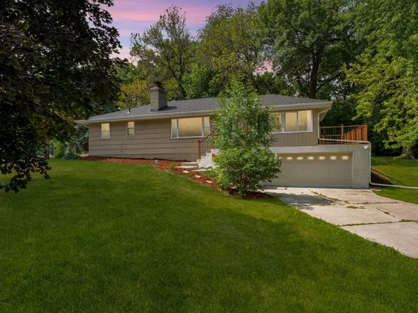 1545 Winnetka Ave N, Golden Valley, MN 55427