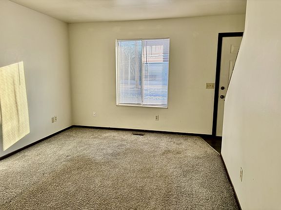 2nd image of 552 136th Ave APT 3