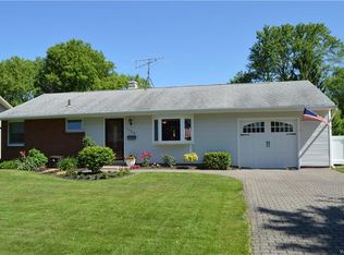 1720 Leah Dr, North Tonawanda, NY