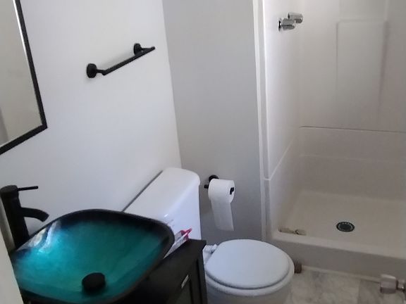 2nd image of 1725 Atlantic Ave