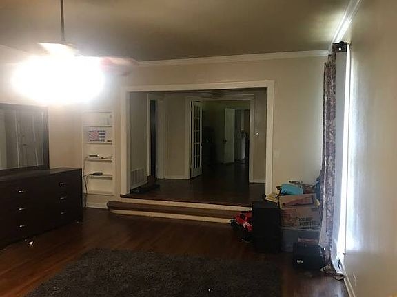 4th image of 1604 W Main St