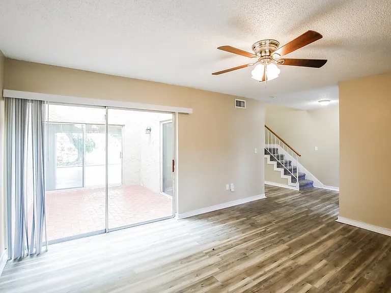 14277 Kendale Lakes Cir — Photo 9