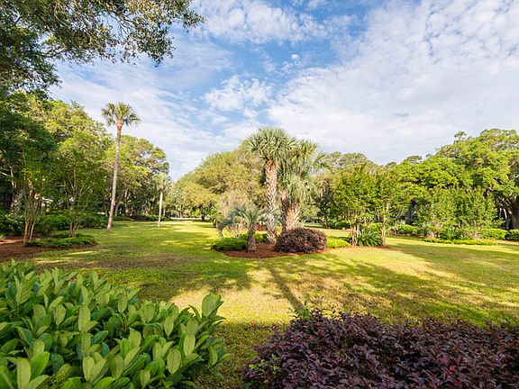 4th image of 4534 Park Lake Dr