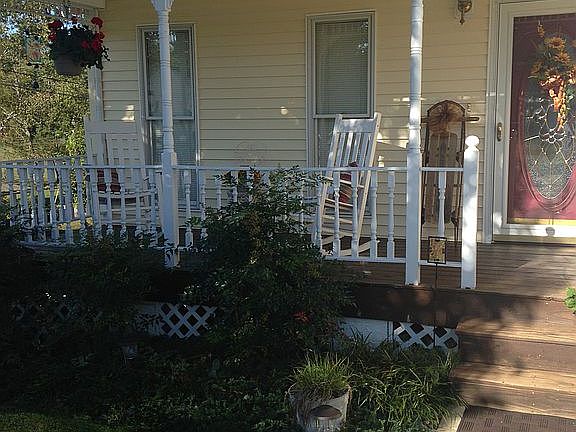 2nd image of 290 Kentucky St