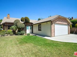17761 Erwin St, Encino, CA 91316
