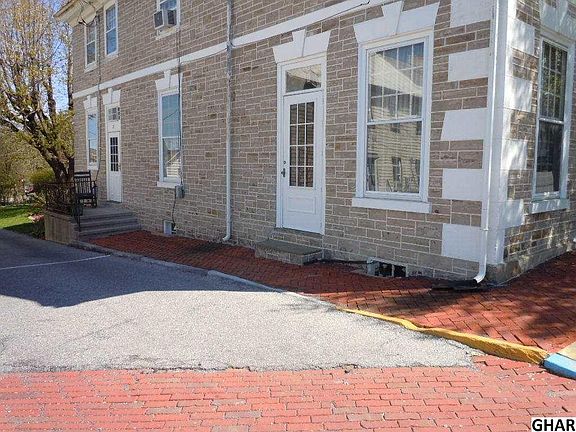 2nd image of 25 E Market St