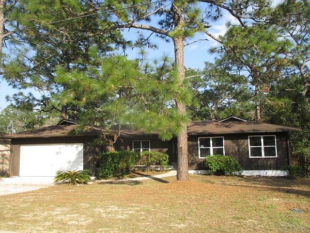 1st image of 1918 Broyhill Ln