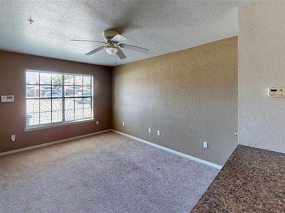 5th image of 1011 Lansberry Ct