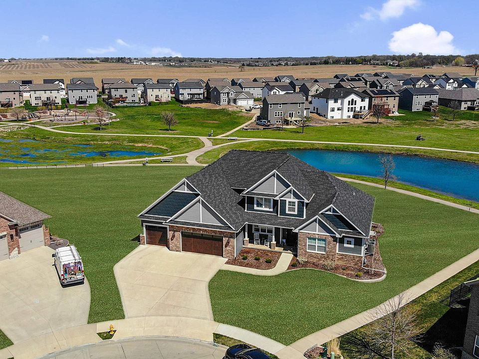 1st image of 11228 N Blackstone Ct