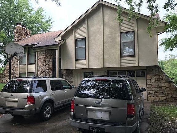 5th image of 5 SE Hillcrest Dr