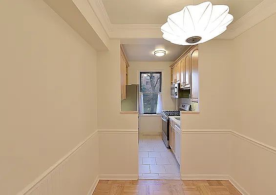 1st image of 57 Park Ter E APT B28