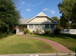 430 Maple Ave, Brea, CA 92821