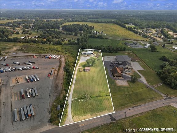 2nd image of 13517 Blue Lick Road