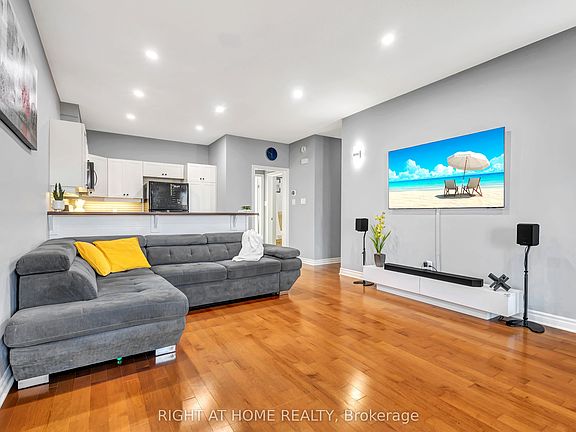 3rd image of 314 Royal Fern Way