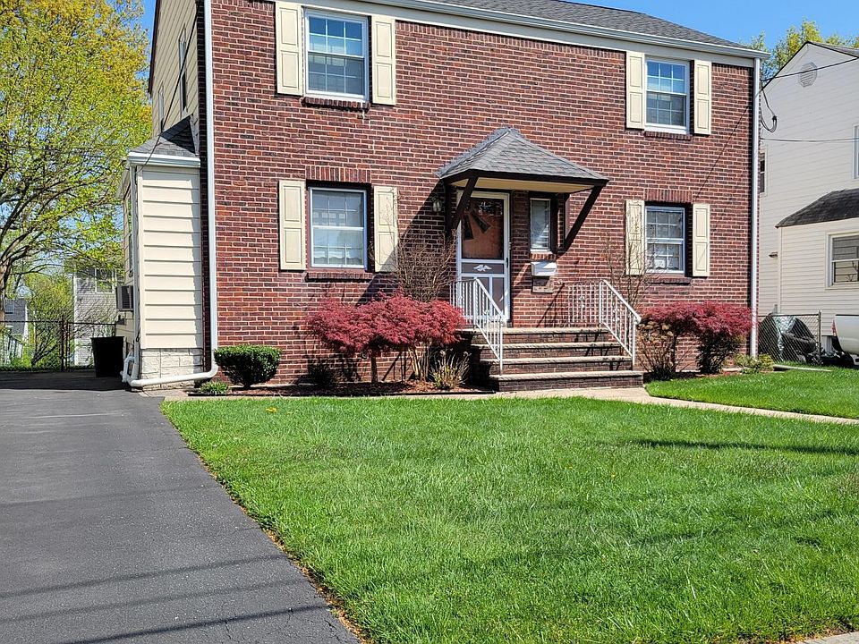 1st image of 12 1st St #2