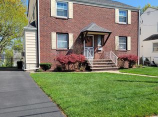 12 1st St #2, North Arlington, NJ 07031