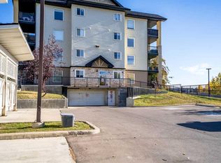 304 S Mackenzie Way SW #8412, Airdrie, AB T4B 3H6