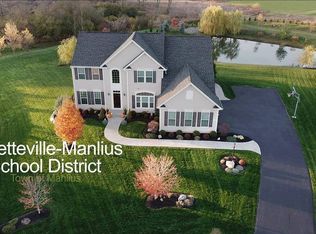 8856 Haystack Ln, Chittenango, NY 13037