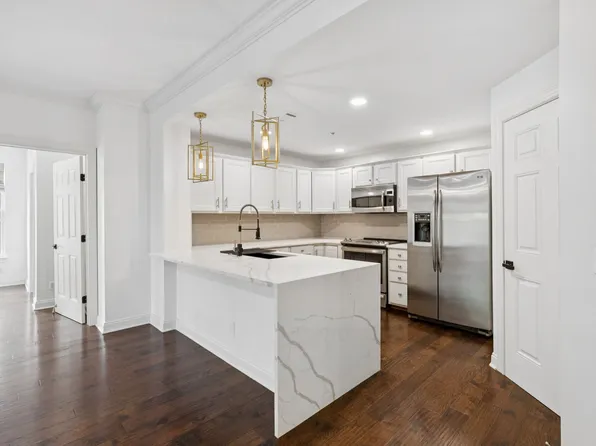 2000 Newark Ln Unit F200, Thompsons Station, TN 37179