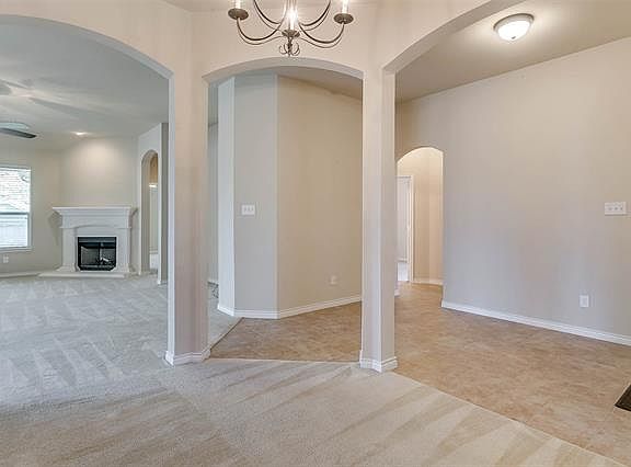 5th image of 708 Plum Dr