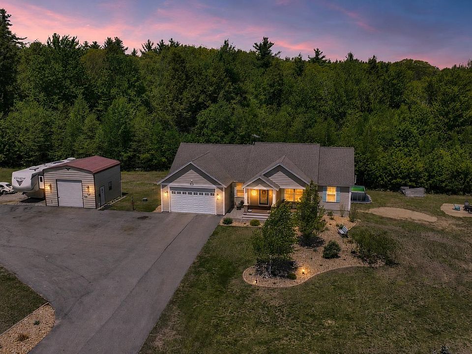 1st image of 9 Old Beaver Road